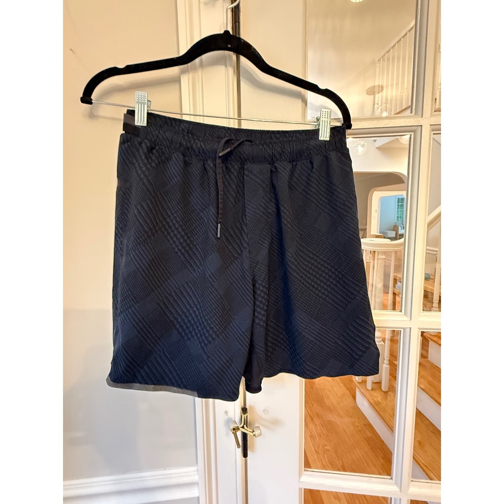 Lululemon Pace Breaker Shorts Mens Medium Navy Blue Black Plaid Running Training